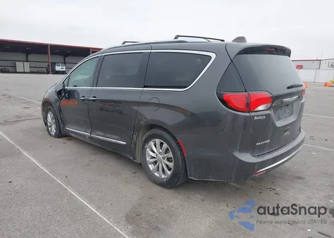 2019 Chrysler Pacifica Touring L z USA, uszkodzony, nr VIN 2C4RC1BGXKR625786